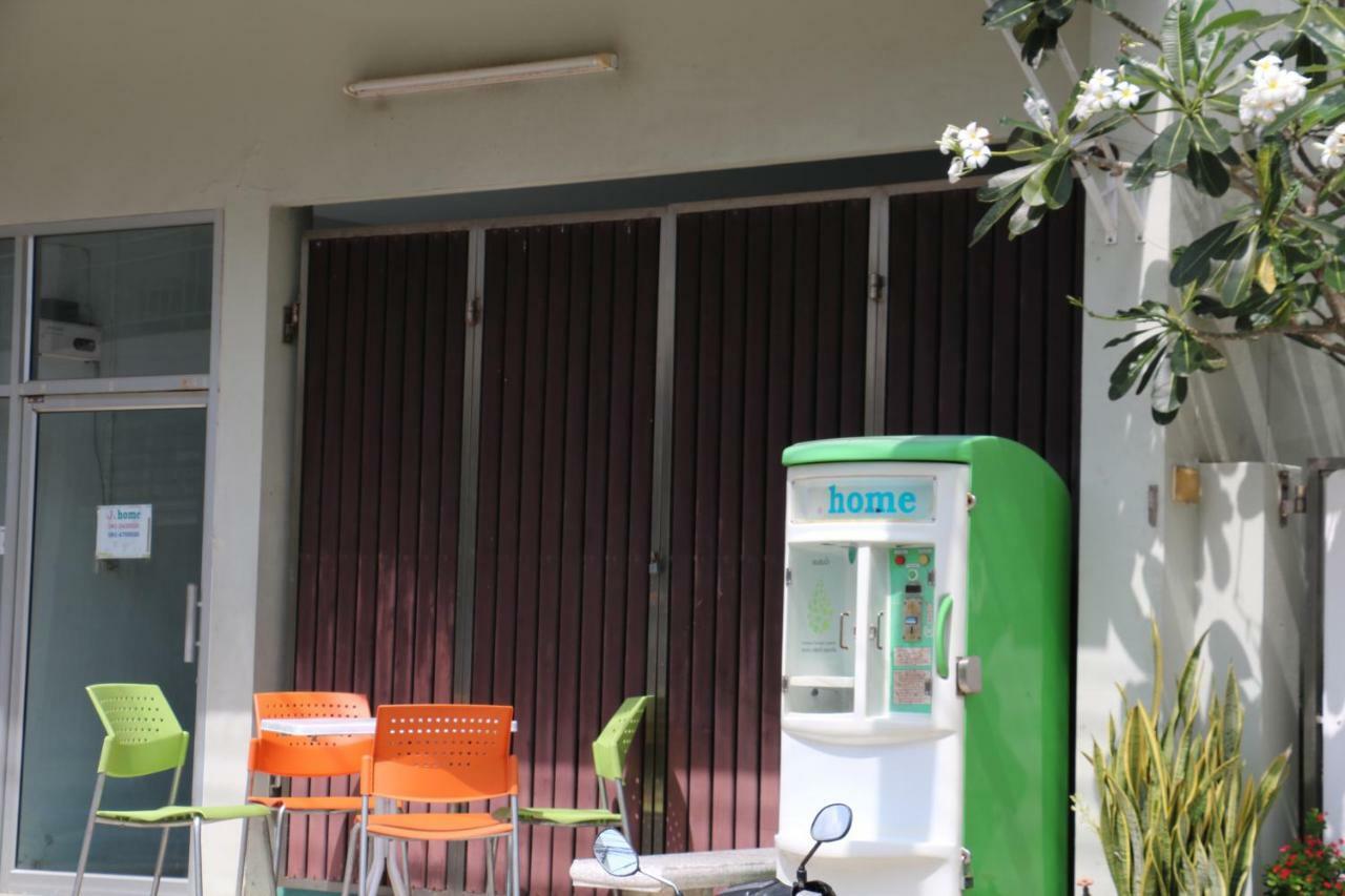 J Home Apartment Hadyai Hatjaj Kültér fotó