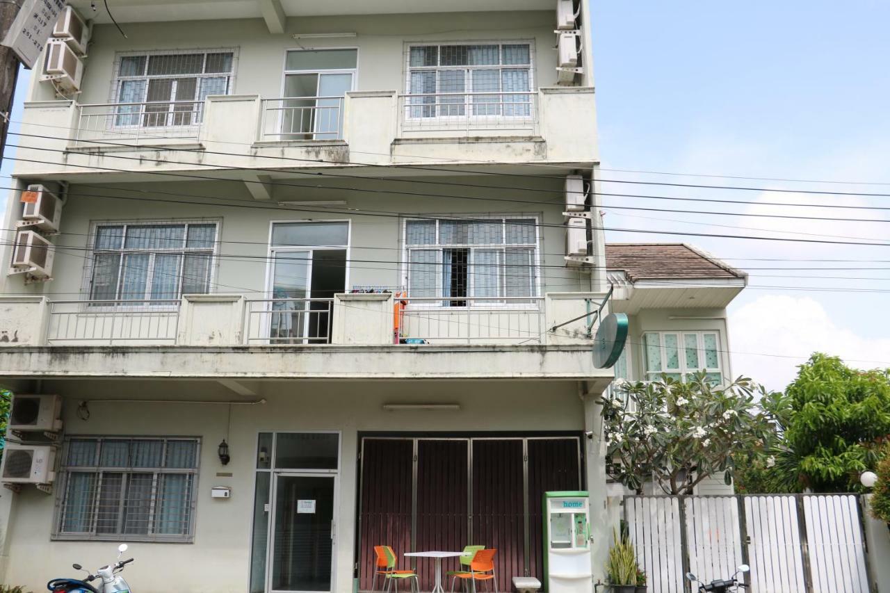 J Home Apartment Hadyai Hatjaj Kültér fotó