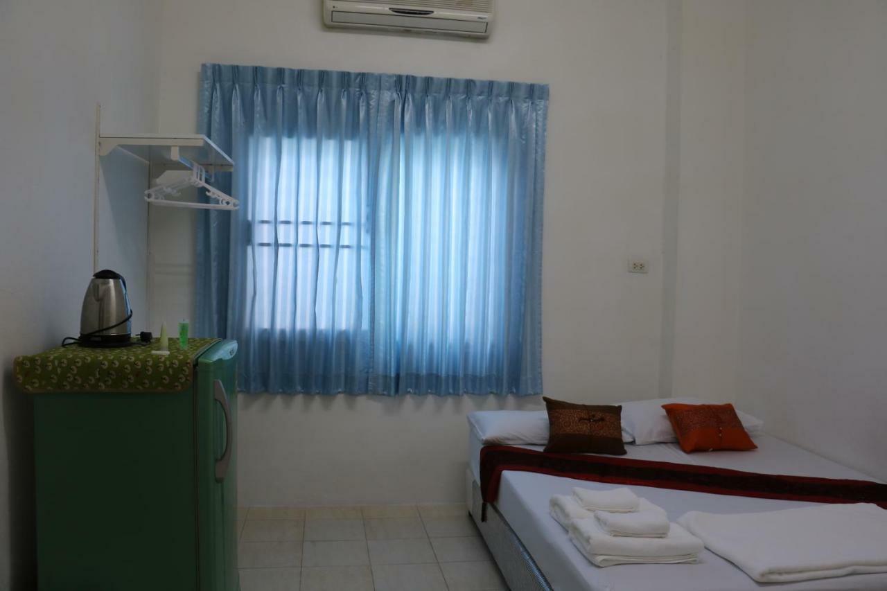J Home Apartment Hadyai Hatjaj Kültér fotó